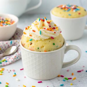 1 Minute Microwave Funfetti Mug Cake Recipe